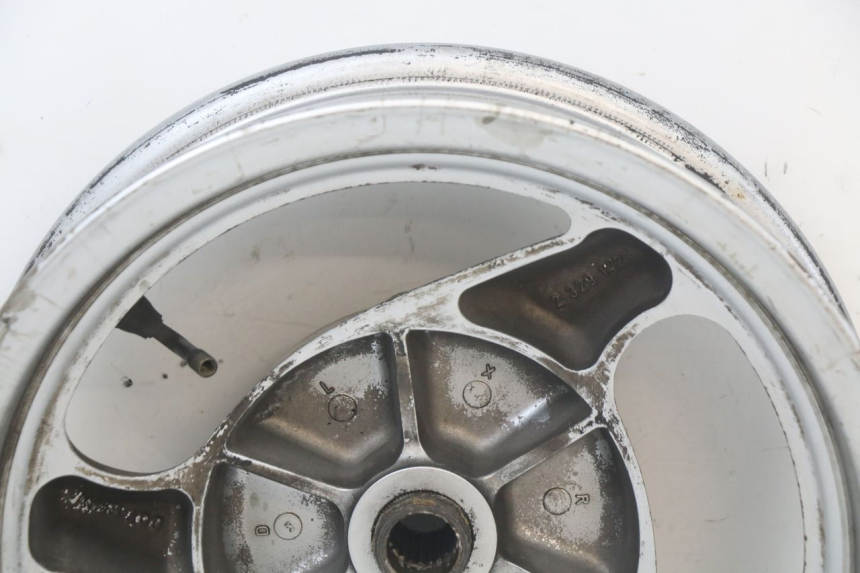 photo de LLANTA TRASERA BMW C1 125 (2000 - 2003) - Estado de la superficie y material