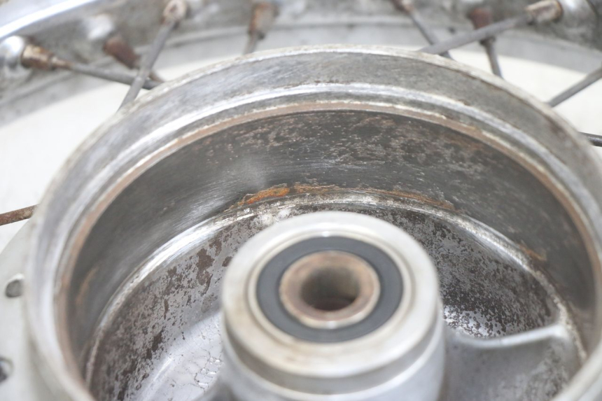 photo de LLANTA TRASERA HONDA CA REBEL 125 (1995 - 2001) - Características distintivas