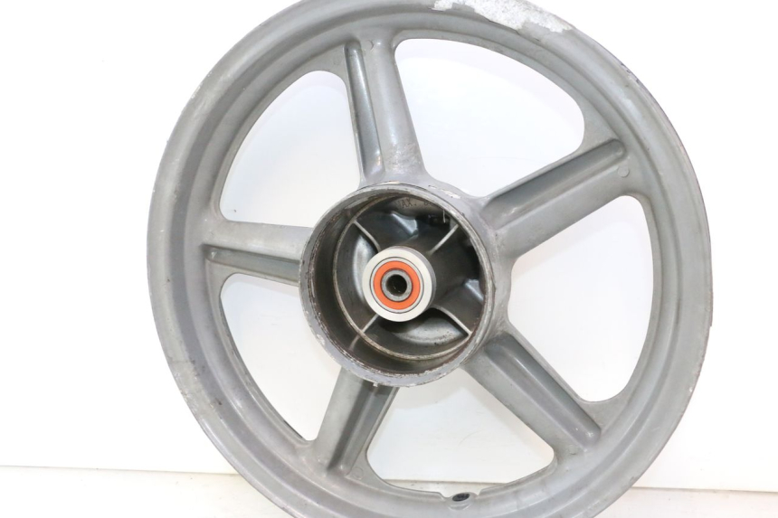 photo de LLANTA TRASERA HONDA CB TWO FIFTY 250 (1991 - 2002) - Primer plano técnico