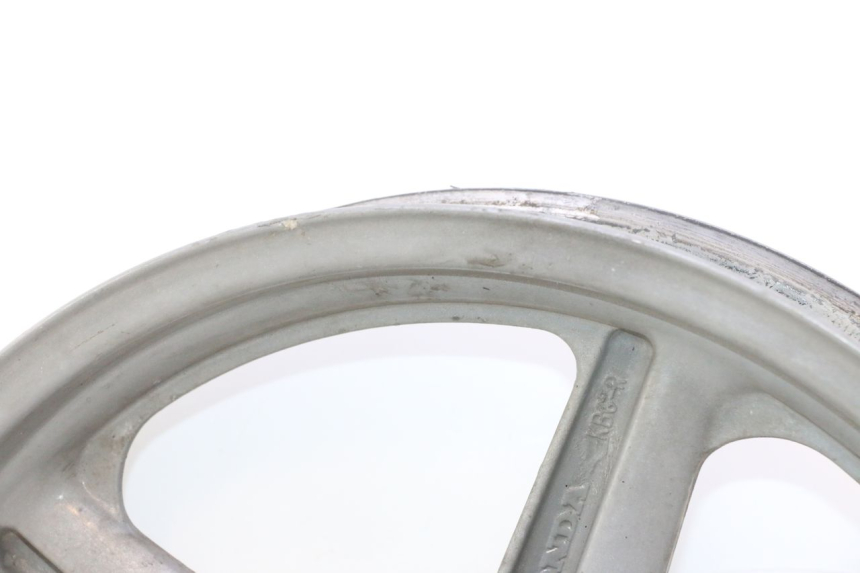 photo de LLANTA TRASERA HONDA CB TWO FIFTY 250 (1991 - 2002) - Detalles de los puntos de fijación