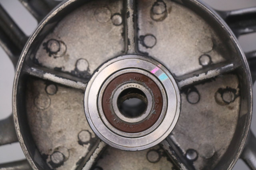 photo de LLANTA TRASERA HONDA CBF 500 (2004 - 2007) - Características distintivas