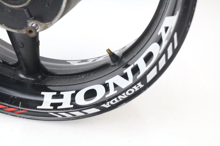 photo de LLANTA TRASERA HONDA CBR 929 RR FIREBLADE 900 (2000 - 2001) - Otra vista del artículo