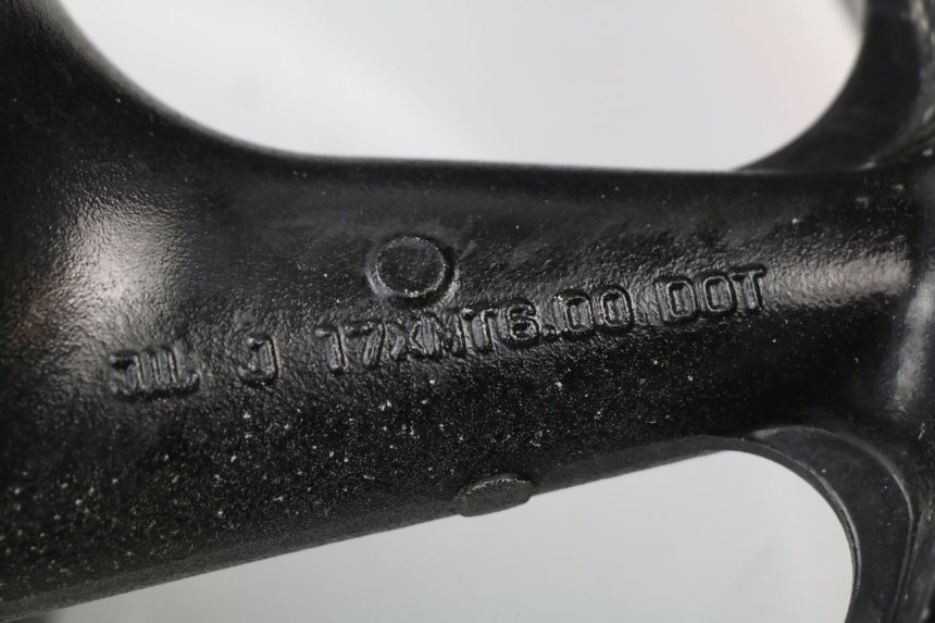 photo de LLANTA TRASERA HONDA CBR 929 RR FIREBLADE 900 (2000 - 2001) - Zoom estado de uso