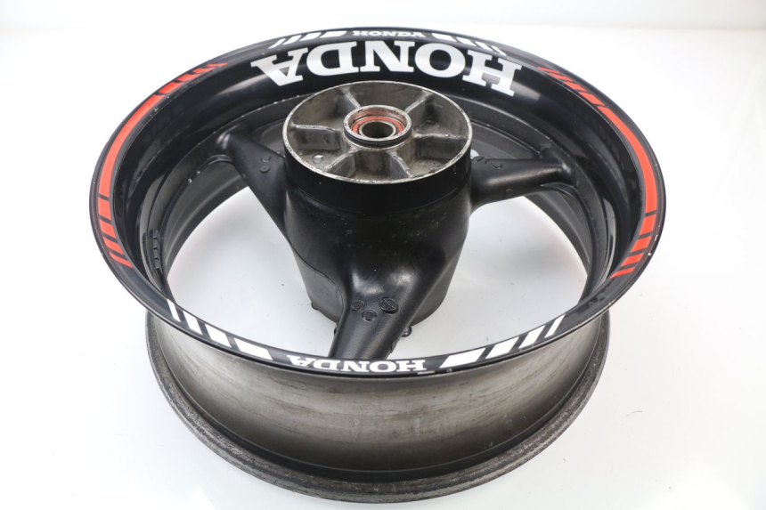 photo de LLANTA TRASERA HONDA CBR 929 RR FIREBLADE 900 (2000 - 2001) - Otra perspectiva
