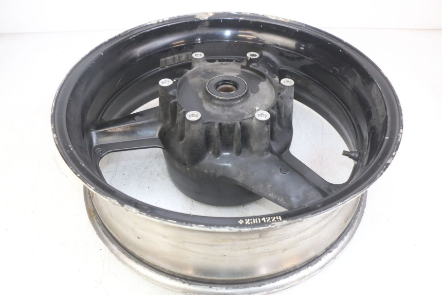 photo de LLANTA TRASERA HONDA CBR F SC25 1000 (1989 - 1992) - Zoom estado de uso