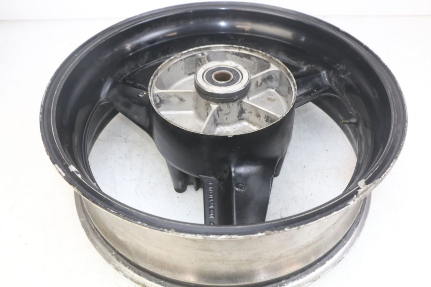 photo de LLANTA TRASERA HONDA CBR F SC25 1000 (1989 - 1992) - Estado de la superficie y material