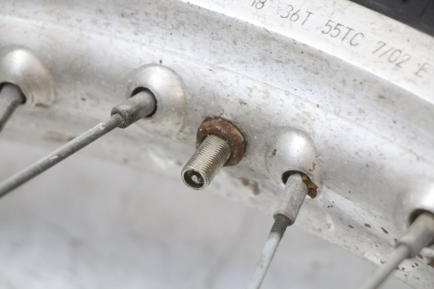 photo de LLANTA TRASERA SHERCO CITY CORP 125 (2003 - 2007) - Enfoque en la estructura