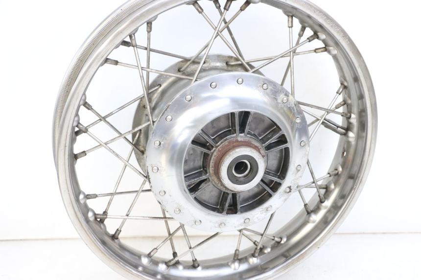 photo de LLANTA TRASERA APRILIA CLASSIC 125 (1995 - 2001) - Recambio usado revisado