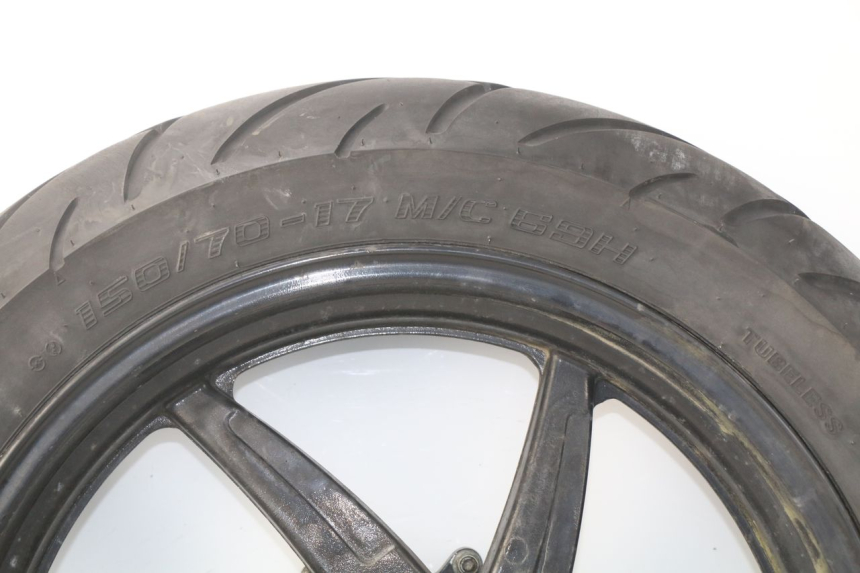 photo de LLANTA TRASERA HYOSUNG COMET GTR 125 (2007 - 2014) - Zoom sobre los componentes