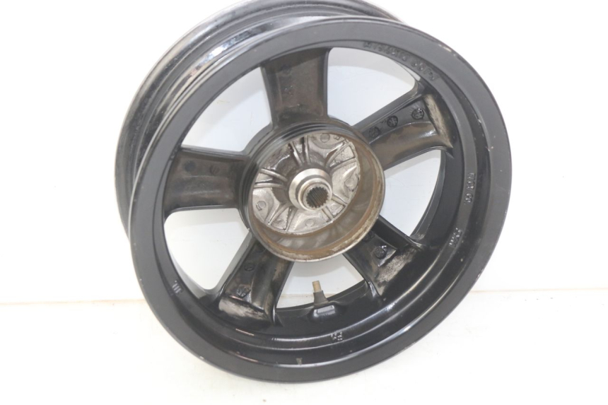 photo de LLANTA TRASERA SYM CROX 4T 50 (2016 - 2023) - Detalle de la pieza