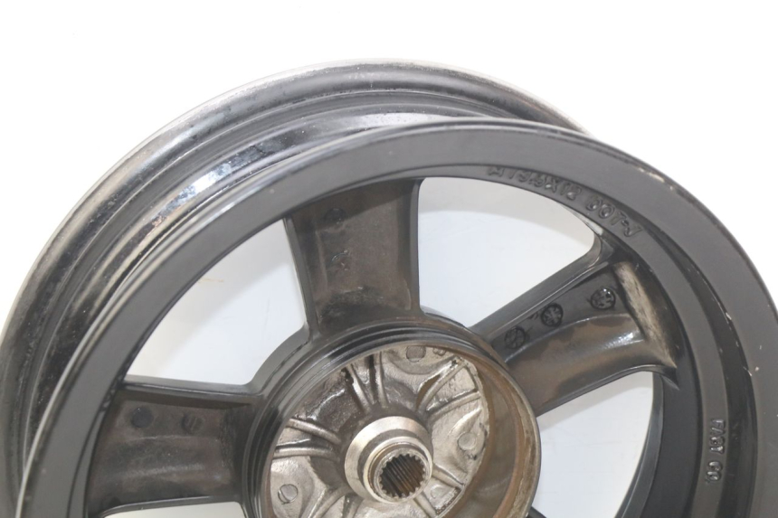 photo de LLANTA TRASERA SYM CROX 4T 50 (2016 - 2023) - Zoom estado de uso