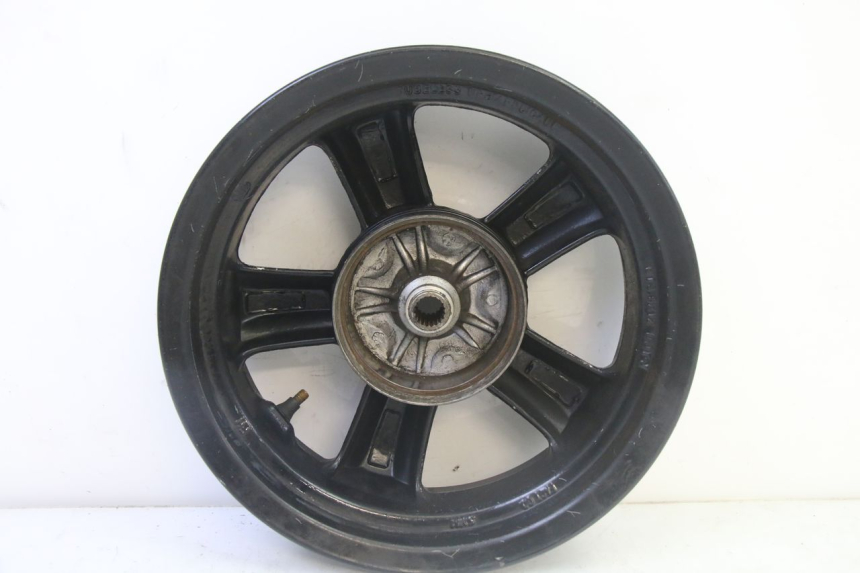 photo de LLANTA TRASERA SYM CROX 4T 50 (2016 - 2023) - Detalles de los puntos de fijación