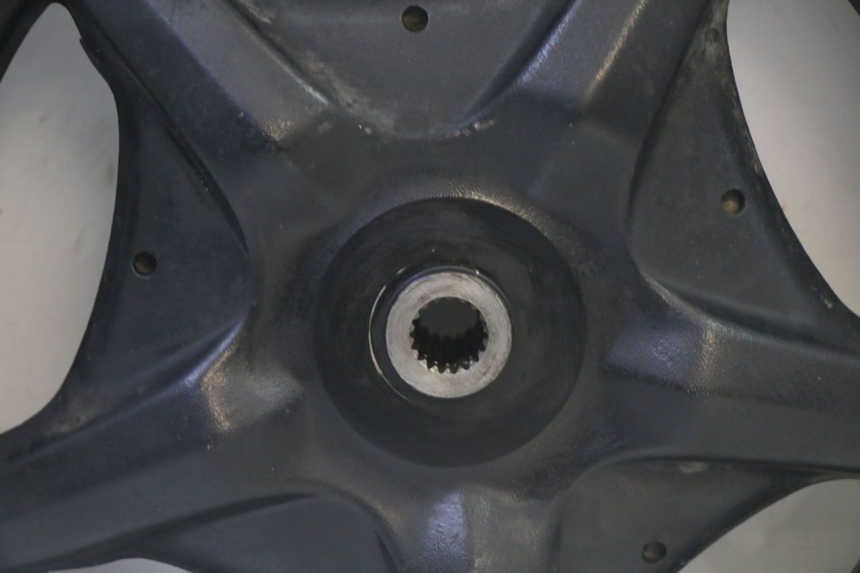 photo de LLANTA TRASERA YAMAHA CYGNUS X INJECTION 125 (2007 - 2013) - Otra perspectiva