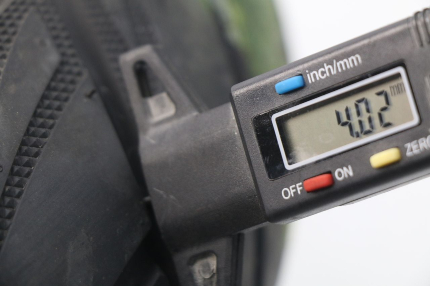 photo de LLANTA TRASERA GILERA DNA 50 (2000 - 2007) - Ángulo de visión alternativo