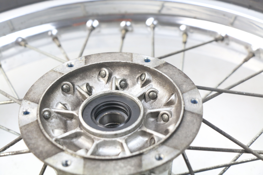 photo de LLANTA TRASERA YAMAHA DTR DT-R 125 (1989 - 2004) - Características distintivas