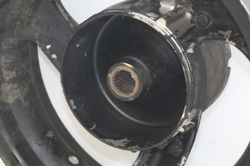 photo de LLANTA TRASERA HONDA FES PANTHEON 125 (2003 - 2007) - Detalle de la pieza