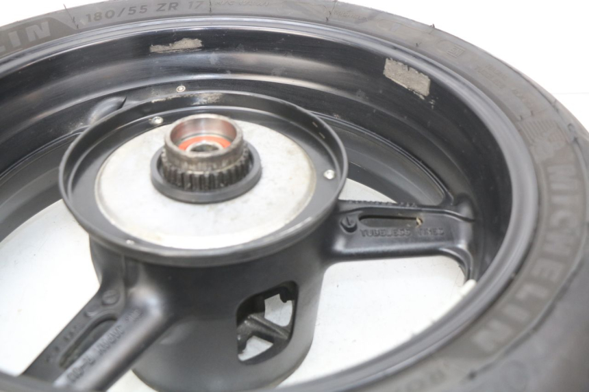 photo de LLANTA TRASERA YAMAHA FJR ABS 1300 (2016 - 2020) - Zoom estado de uso