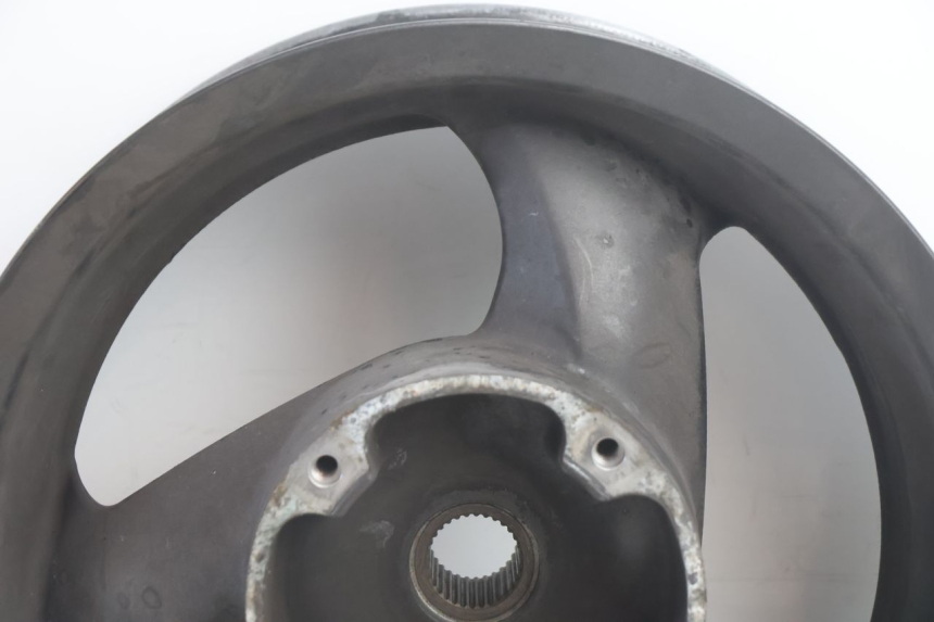 photo de LLANTA TRASERA HONDA FJS SILVER WING SILVERWING 400 (2005 - 2008) - Detalle de la pieza