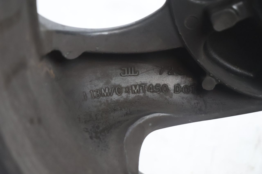 photo de LLANTA TRASERA HONDA FJS SILVER WING SILVERWING 400 (2005 - 2008) - Características distintivas