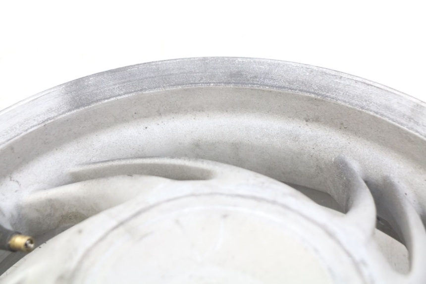 photo de LLANTA TRASERA PIAGGIO FLY 4T 50 (2013 - 2017) - Otra vista del artículo