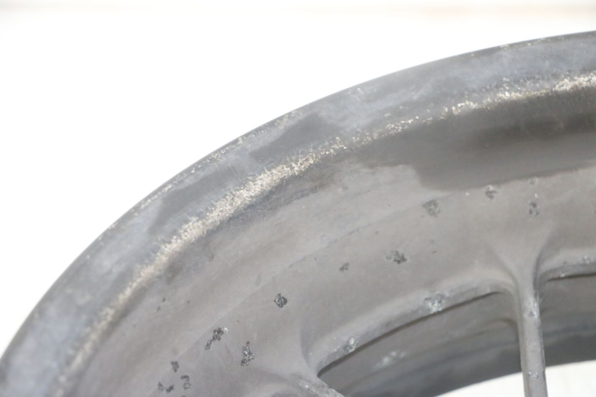 photo de LLANTA TRASERA HONDA FORZA ABS 300 (2013 - 2017) - Características distintivas