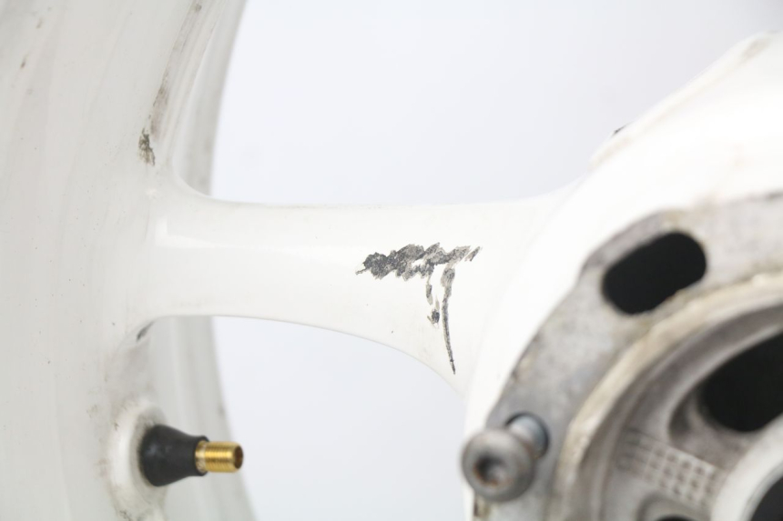 photo de LLANTA TRASERA YAMAHA FZ8 800 (2010 - 2016) - Otra perspectiva