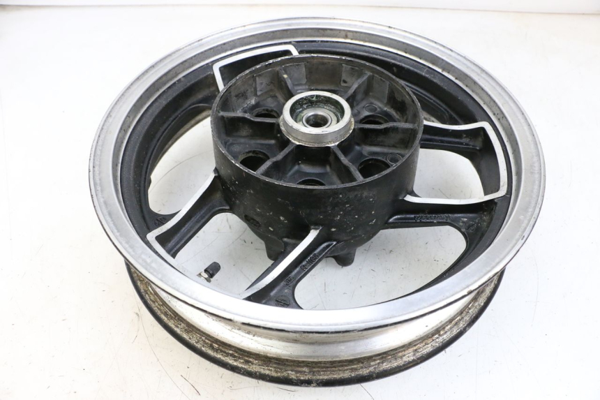 photo de LLANTA TRASERA KAWASAKI GPZ RX 1000 (1986 - 1988) - Primer plano técnico