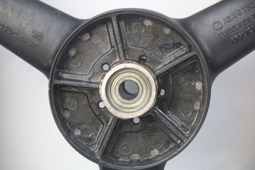 photo de LLANTA TRASERA SUZUKI GSF N BANDIT 600 (2000 - 2004) - Características distintivas