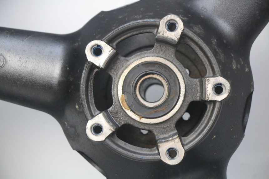 photo de LLANTA TRASERA SUZUKI GSF N BANDIT 600 (2000 - 2004) - Recambio usado revisado