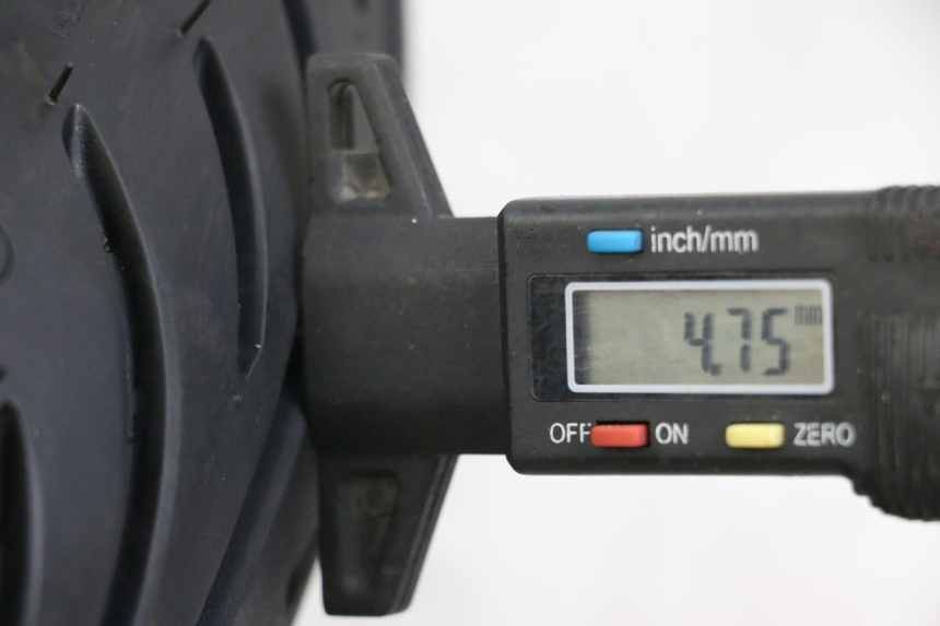 photo de LLANTA TRASERA SUZUKI GSX E 250 (1982 - 1983) - Detalle de la pieza