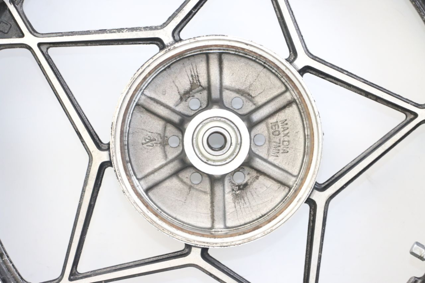 photo de LLANTA TRASERA SUZUKI GSX E 250 (1982 - 1983) - Otra vista del artículo