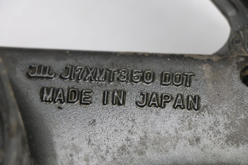 photo de LLANTA TRASERA SUZUKI GSXF GSX F 600 (1988 - 1997) - Otra perspectiva