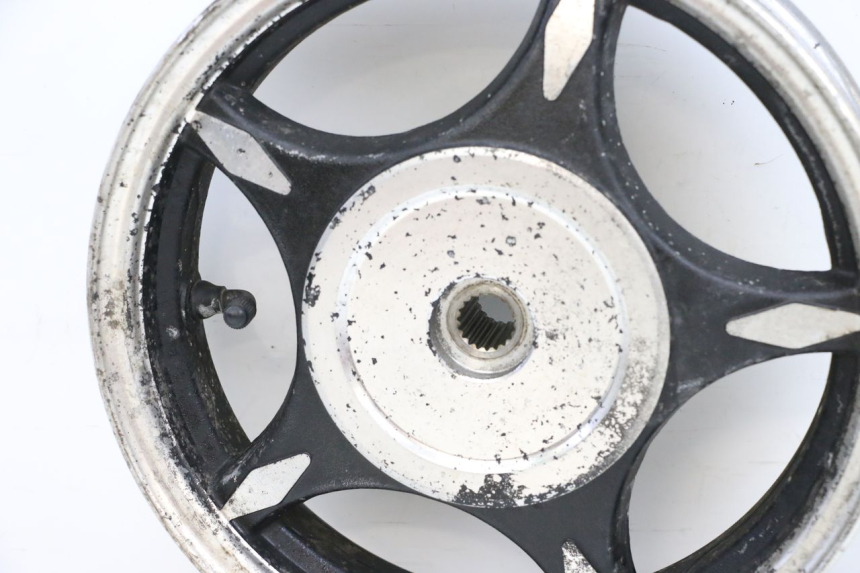 photo de LLANTA TRASERA EUROCKA GTR 50 (2018 - 2021) - Detalle de la pieza