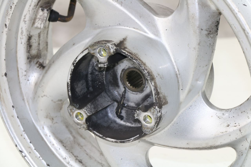 photo de LLANTA TRASERA SYM GTS EVO 125 (2009 - 2013) - Otra vista del artículo