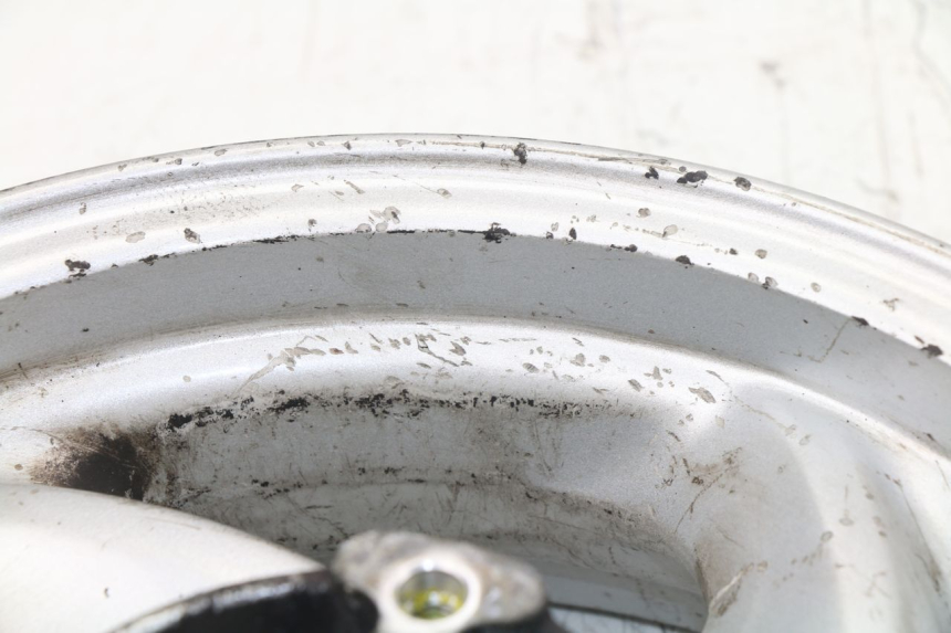 photo de LLANTA TRASERA SYM GTS EVO 125 (2009 - 2013) - Zoom estado de uso