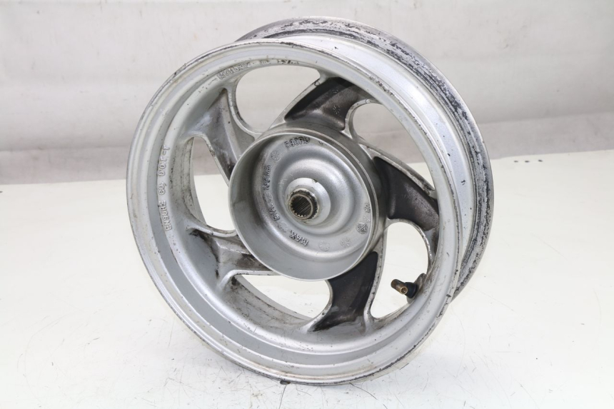 photo de LLANTA TRASERA SYM GTS EVO 125 (2009 - 2013) - Detalles de los puntos de fijación