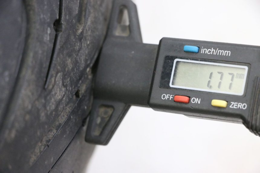 photo de LLANTA TRASERA HONDA CBR F 1000 (1993 - 1996) - Zoom estado de uso