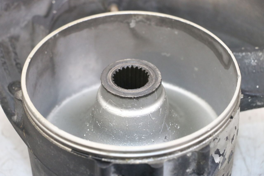 photo de LLANTA TRASERA HONDA FES S-WING SWING 125 (2007 - 2015) - Detalles de los puntos de fijación