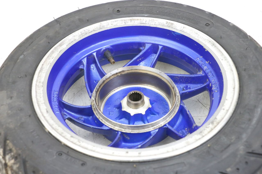 photo de LLANTA TRASERA KEEWAY HURRICANE 50 (2006 - 2019) - Estado de la superficie y material