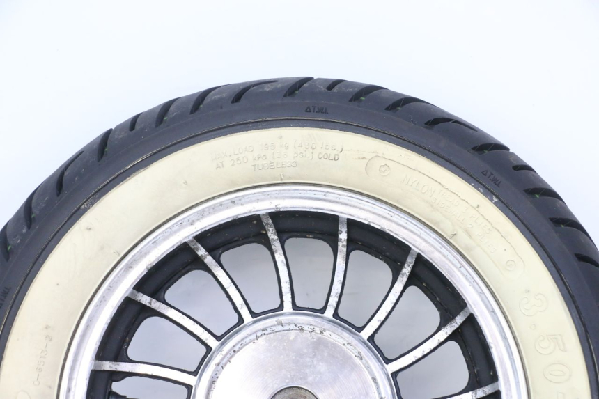 photo de LLANTA TRASERA JM MOTORS VX 125 (2022 - 2025) - Detalles de los puntos de fijación