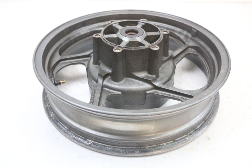 photo de LLANTA TRASERA KAWASAKI GTR 1000 (1994 - 2004) - Detalles de los puntos de fijación