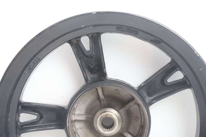 photo de LLANTA TRASERA PEUGEOT KISBEE 2T 50 (2010 - 2017) - Marcados y referencias originales
