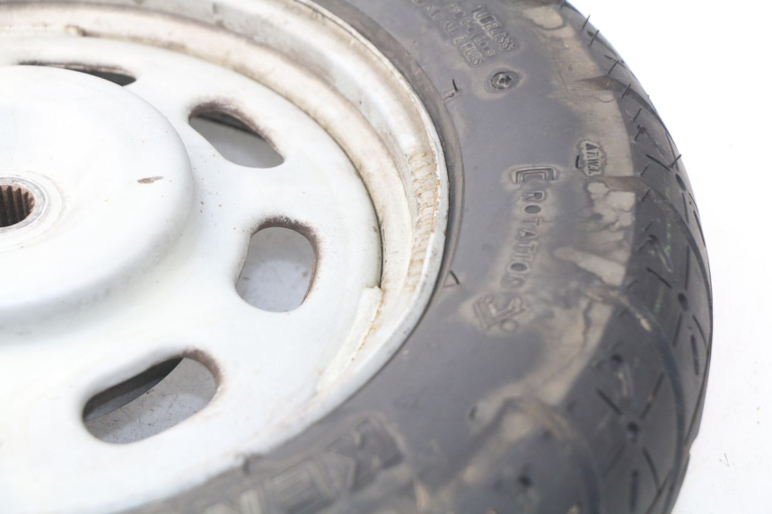 photo de LLANTA TRASERA PEUGEOT KISBEE 4T 50 (2010 - 2017) - Primer plano técnico