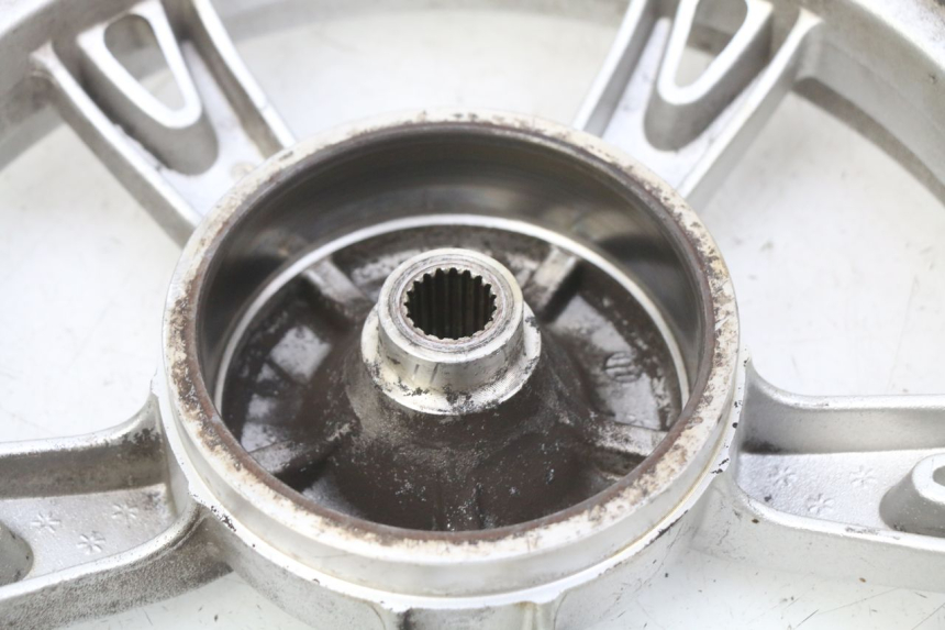 photo de LLANTA TRASERA PEUGEOT KISBEE 4T 50 (2018 - 2022) - Otra vista del artículo