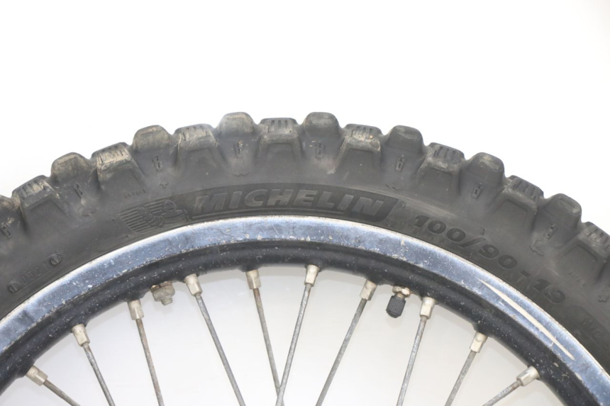 photo de LLANTA TRASERA KAWASAKI KXF KX-F 250 (2012 - 2014) - Enfoque en la estructura