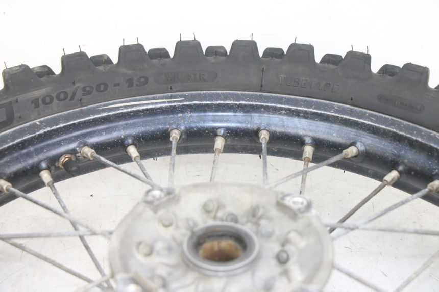 photo de LLANTA TRASERA KAWASAKI KXF KX-F 250 (2012 - 2014) - Detalles de los puntos de fijación