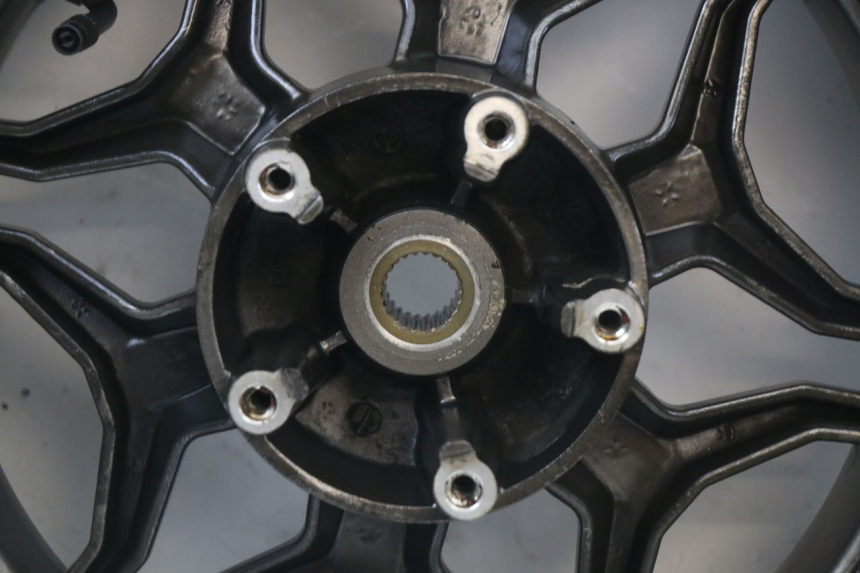 photo de LLANTA TRASERA KYMCO X-TOWN XTOWN 125 (2016 - 2021) - Otra vista del artículo