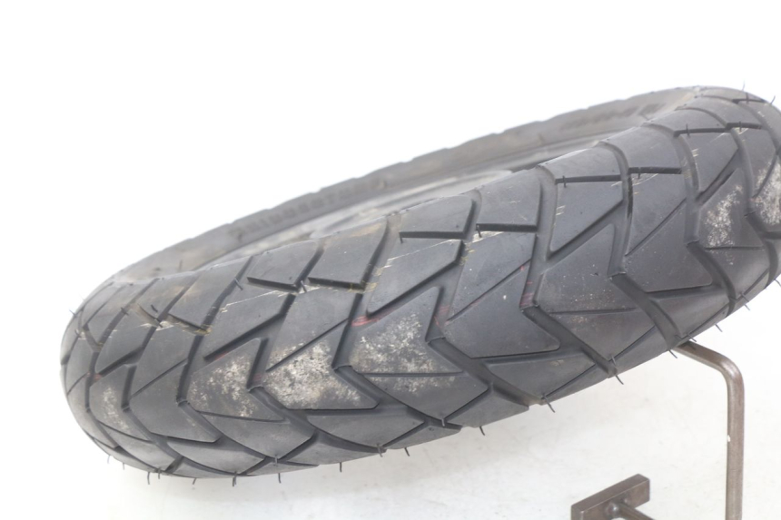 photo de LLANTA TRASERA VENESI LOWIGI RETRO JJ50QT-3 50 (2020 - 2022) - Detalle de la pieza