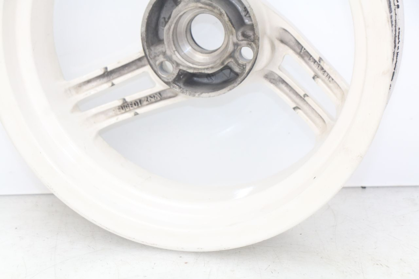 photo de LLANTA TRASERA PEUGEOT LUDIX BLASTER 50 (2006 - 2014) - Primer plano técnico