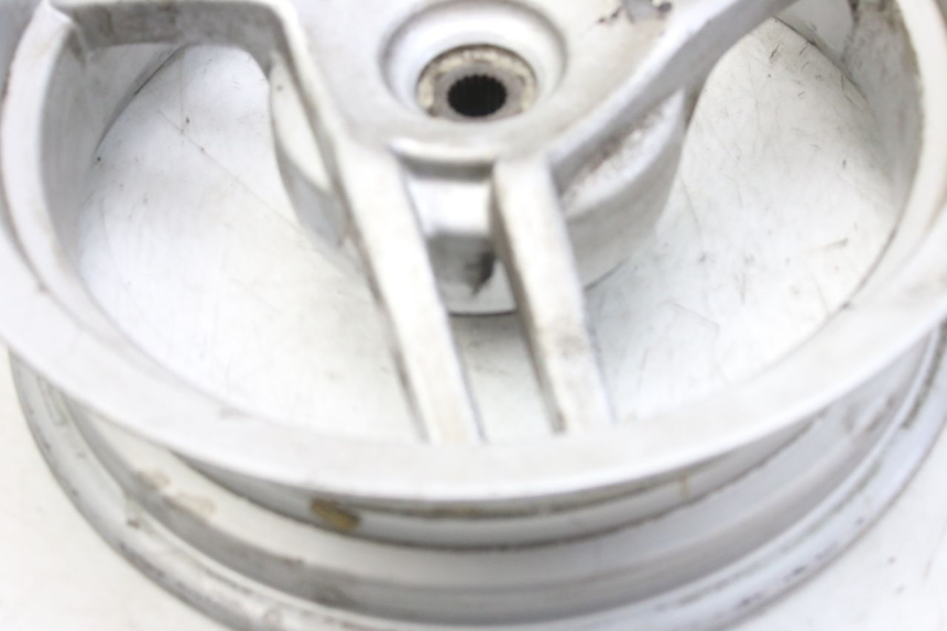 photo de LLANTA TRASERA PEUGEOT LUDIX 50 (2008 - 2017) - Detalles de los puntos de fijación